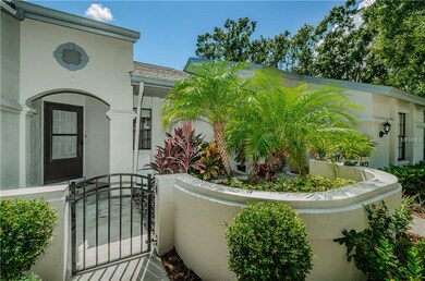 Front courtyard can be used as an additional outdo
