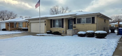 30609 Moulin Ave, Warren, MI 48088 - photo 3