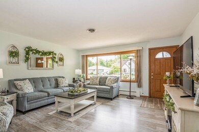 3039 Hess Dr, Highland, IN 46322 - photo 2