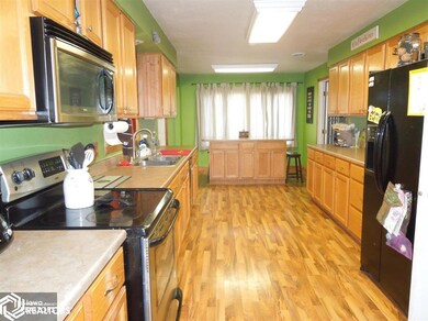 505 W Nishna Rd, Shenandoah, IA 51601 - photo 7