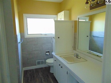 1112 Eastmoor Dr, McPherson, KS 67460 - photo 5
