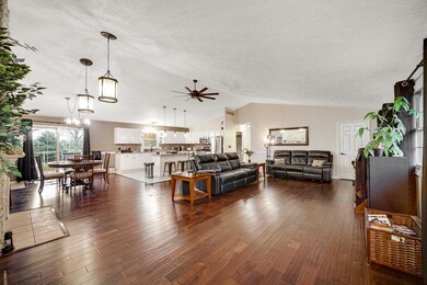 2411 N 400 W, La Porte, IN 46350 - photo 4