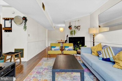 14021B Grumble Jones Ct, Centreville, VA 20121 - photo 5