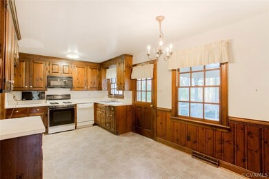 106 Holly Dr, Manakin Sabot, VA 23103 - photo 7