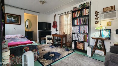 913 White Ln NE, Steinhatchee, FL 32359 - photo 3