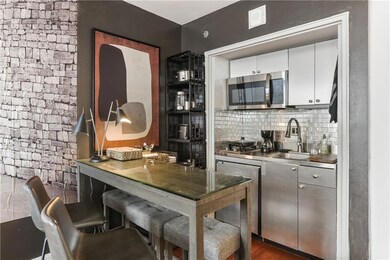 Kitchen/ dining