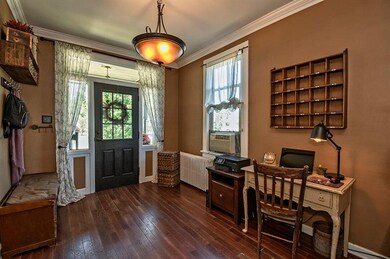 105 E Adams Ave, Vandergrift, PA 15690 - photo 6