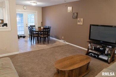 1210 Royal Oaks Dr, Davenport, IA 52806 - photo 4