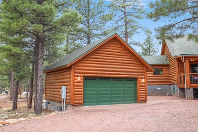 Detached 2 car garage