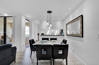 3571 Magellan Cir unit 3484, Miami, FL 33180 - photo 7