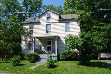 65 Garden St, Stroudsburg, PA 18360 - photo 2