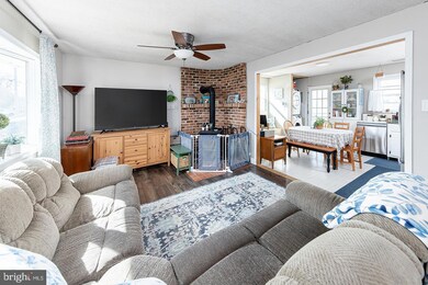 6 Winslow Rd, Sewell, NJ 08080 - photo 4