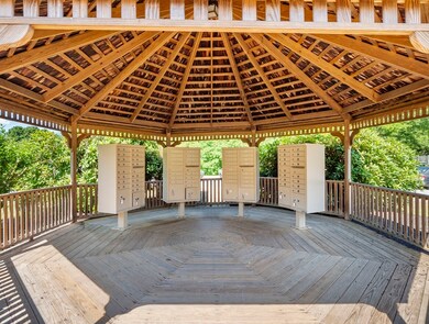 Hovey Square unit 35, Dracut, MA 01826 - photo 6