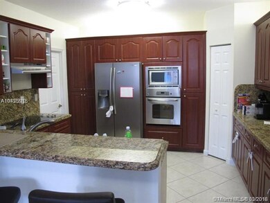 10760 NW 68th Ln, Doral, FL 33178 - photo 4