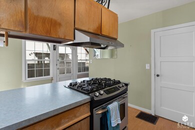 1142 H St, Anchorage, AK 99501 - photo 4