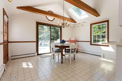 6 Boyd Ln Greenwich CT 06878-small-015-0