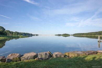 Milton Harbor House unit 3C West, Rye, NY 10580 - photo 3