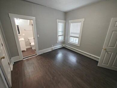 27 Vine St unit 5, Haverhill, MA 01830 - photo 4