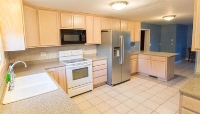 66 Pembroke Rd, Concord, NH 03301 - photo 6