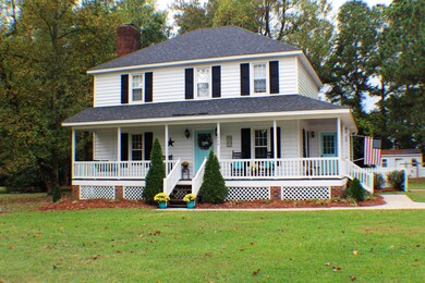 2260 Valley Dr, Winterville, NC 28590 - photo 2