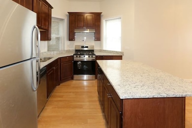 1473 W Erie St unit 2R, Chicago, IL 60642 - photo 3