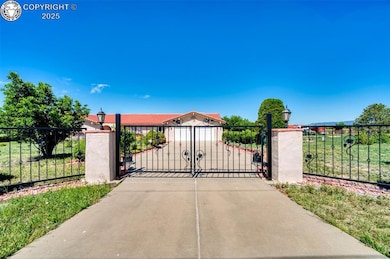 1115 M St, Penrose, CO 81240 - photo 2