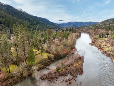 8730RogueRiverHwy-005