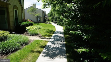 841 Waterford Dr, Frederick, MD 21702 - photo 3