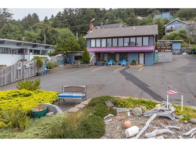 318 N Highway 101, Depoe Bay, OR 97341 - photo 3