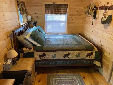 07-Master Bedroom