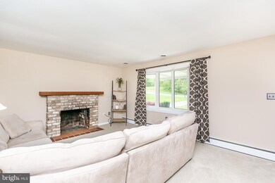 7603 Babikow Rd, Rosedale, MD 21237 - photo 5