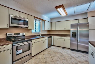 all new stainless appliances