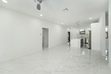 5110 69th Way N, St. Petersburg, FL 33709 - photo 5