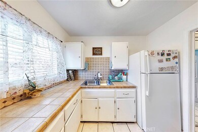 15073 La Mesa St, Sylmar, CA 91342 - photo 5