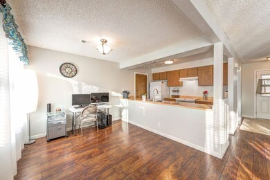 Kitchen/Dining
