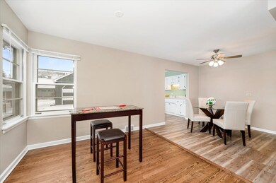 unlisted-address, Elmhurst, IL 60126 - photo 7