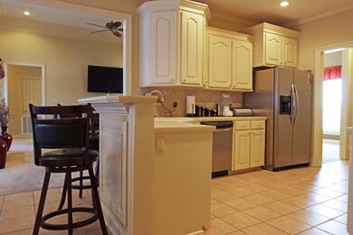 Kitchen (2)
