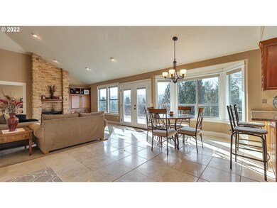 Kitchen/Living Room