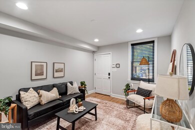 229 S Wolfe St, Baltimore, MD 21231 - photo 4