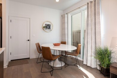 07 dining area