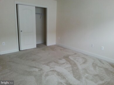 4907 Potomac Highlands Cir unit 140, Triangle, VA 22172 - photo 7