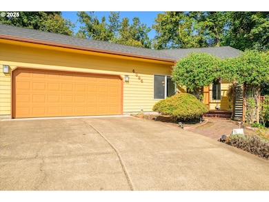 4324 Forsythia St, Springfield, OR 97478 - photo 3