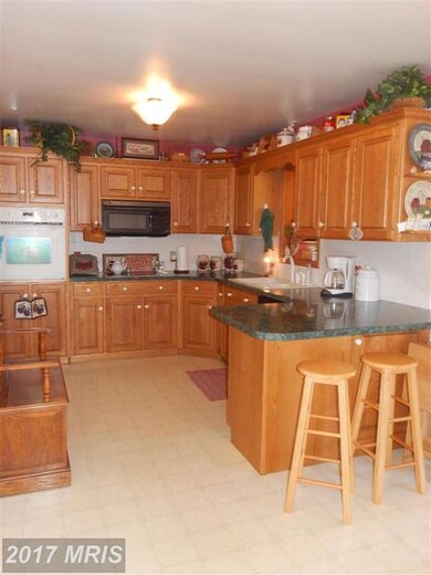 1554 Brechbill Rd, Chambersburg, PA 17202 - photo 5