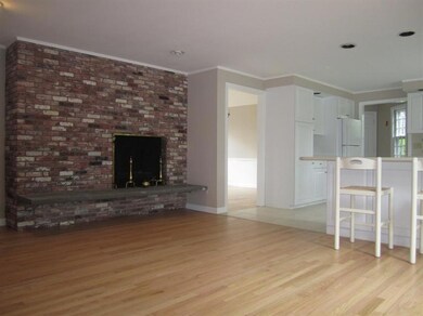 24 Cotuit Bay Dr, Cotuit, MA 02635 - photo 7