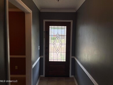 912 Mountain Crest Dr, Byram, MS 39272 - photo 3