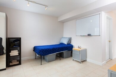 2 Arlington St unit 4, Cambridge, MA 02140 - photo 5
