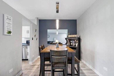 1662 Commodore Ct unit 3, Schaumburg, IL 60193 - photo 5