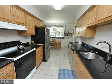 211 S Washington Ave, Moorestown, NJ 08057 - photo 6