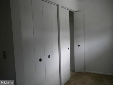 20210 Point Lookout Rd unit 4, Great Mills, MD 20634 - photo 6