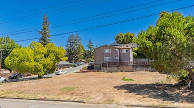 1830 Richardson St, Martinez, CA 94553 - photo 3